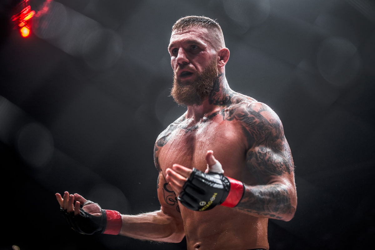 Slovenský bojovník MMA Samuel...