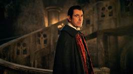 Je tu dlhoočakávaná krvilačná premiéra! Prichádza Dracula nakrúcaný aj u nás