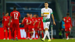 Demo: Televízie môžu zachrániť kluby od bankrotu. Ako vidí Bénesove šance?