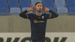 Britský gigant si vyhliadol Šporara. Musí zvážiť nedávne varovanie