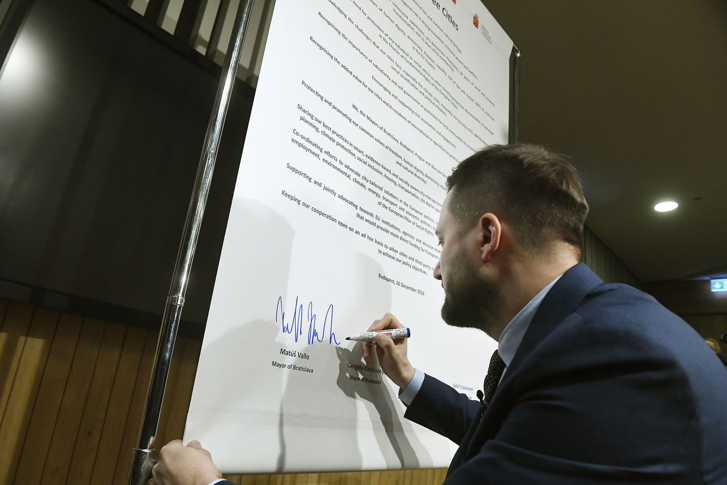 Na snímke primátor Bratislavy Matúš Vallo...