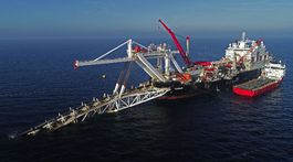 Plyn potečie cez Ukrajinu. Nord Stream 2 sa zdrží