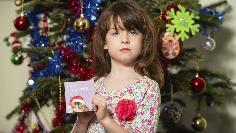 pohľadnica dievča vianoce