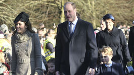 Princ William, jeho manželka Catherine, vojvodkyňa z Cambridge, ich deti - princ George a princezná Charlotte. Ukážková rodinka. 