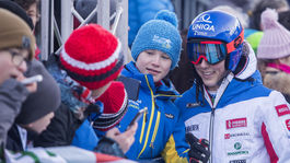 Vlhová pobláznila fanúšikov. Má problém opustiť svah