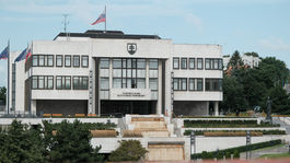 Voľby by v decembri vyhral Hlas, nasleduje SaS a OĽANO