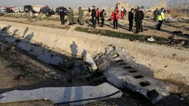Odborník na Blízky východ: Zničené lietadlo oslabuje Irán vo vojne slov
