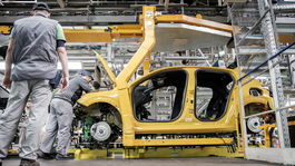 Výroba v trnavskej automobilke začne v utorok 