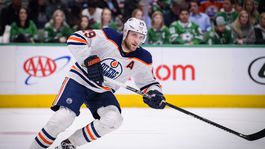 Tatarov Montreal prehral v Toronte, rekord Campbella, Draisaitl a Fiala 3+1