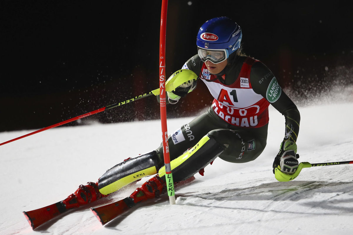 Mikaela Shiffrinová v plnom nasadení.