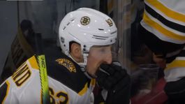 Nevídaný kiks. Babrák noci Marchand zabudol puk a ukončil snahu Bruins 