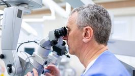 Slovenskí vedci skúmajú novú liečbu ALS, ktorá poškodzuje nervové bunky v mozgu