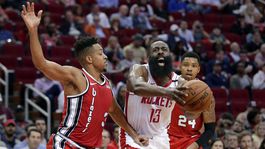 Harden nastrieľal najmenej bodov v sezóne, Houston zažíva minikrízu