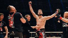 Procházka môže začať so zametaním elity. Mieri do UFC