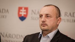 Kandidoval za OĽaNO ako tajný. Naď a Mikulec Kyselicovi aj tak dôverujú