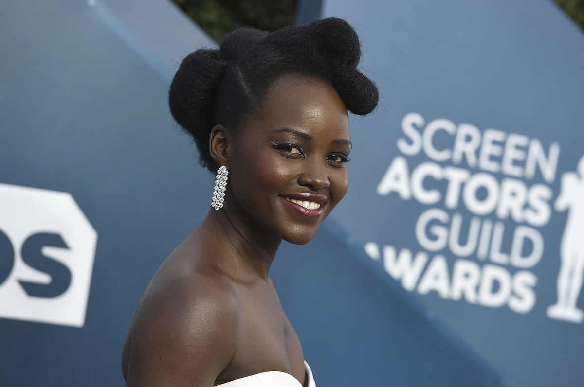 Lupita Nyong'o a jej diamantové šperky...