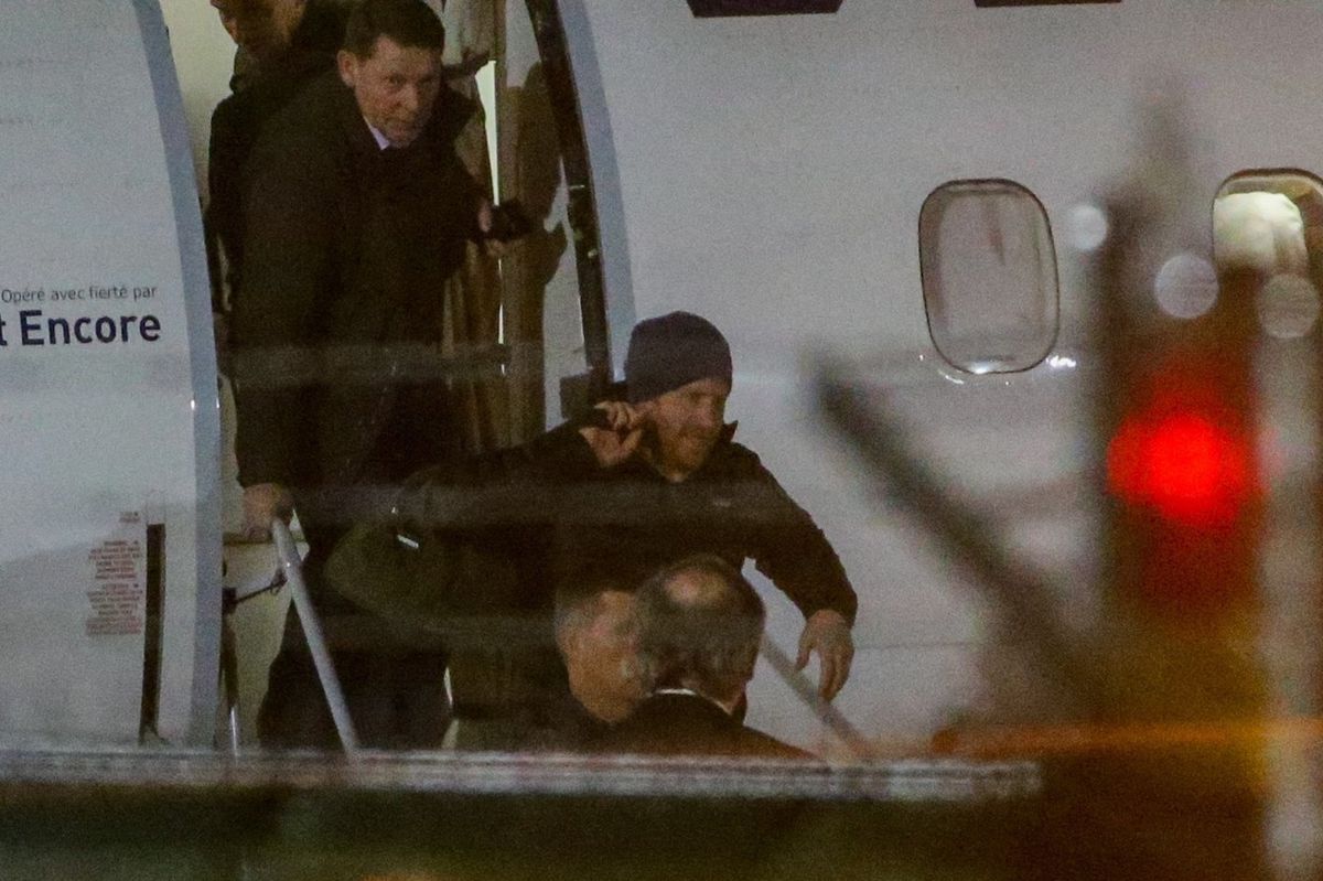 Britský princ Harry priletel do Kanady.