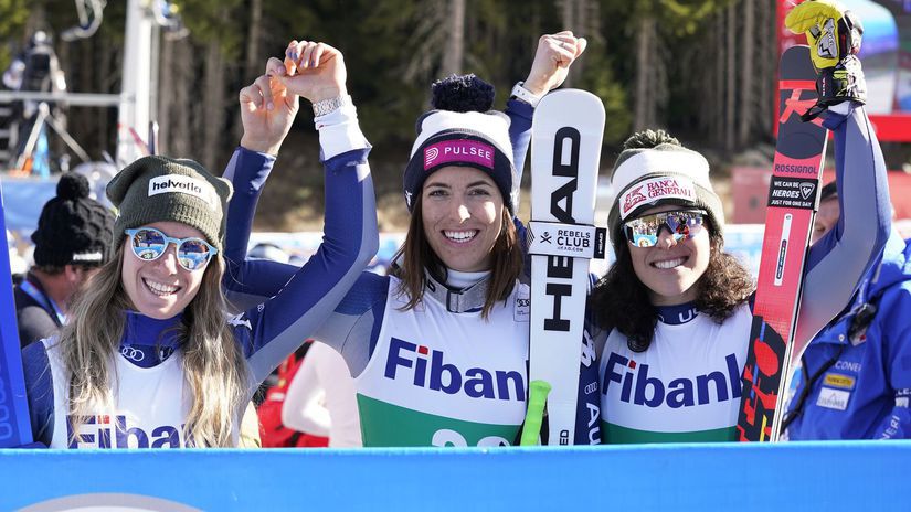 Taliansky pódiový trojlístok. Víťazka zjazdu v...