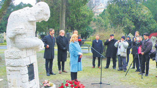Emanuel Lehocký má opäť dôstojný pomník