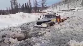 Ural-4320: Extrémny ruský off-road sa zmenil na ‘ľadoborec‘. Prejde všetko