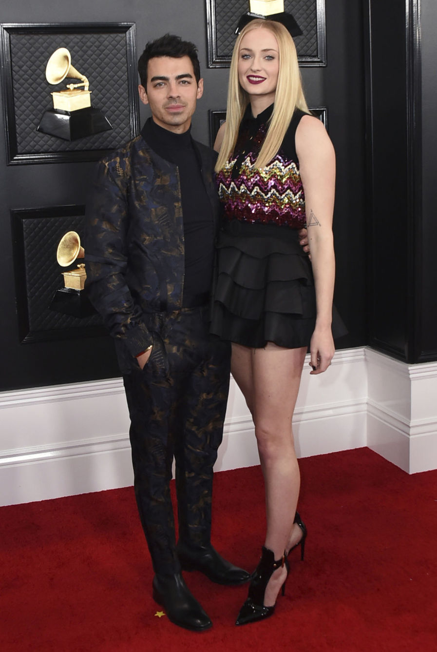 Joe Jonas a jeho manželka Sophie Turner, ktorá...