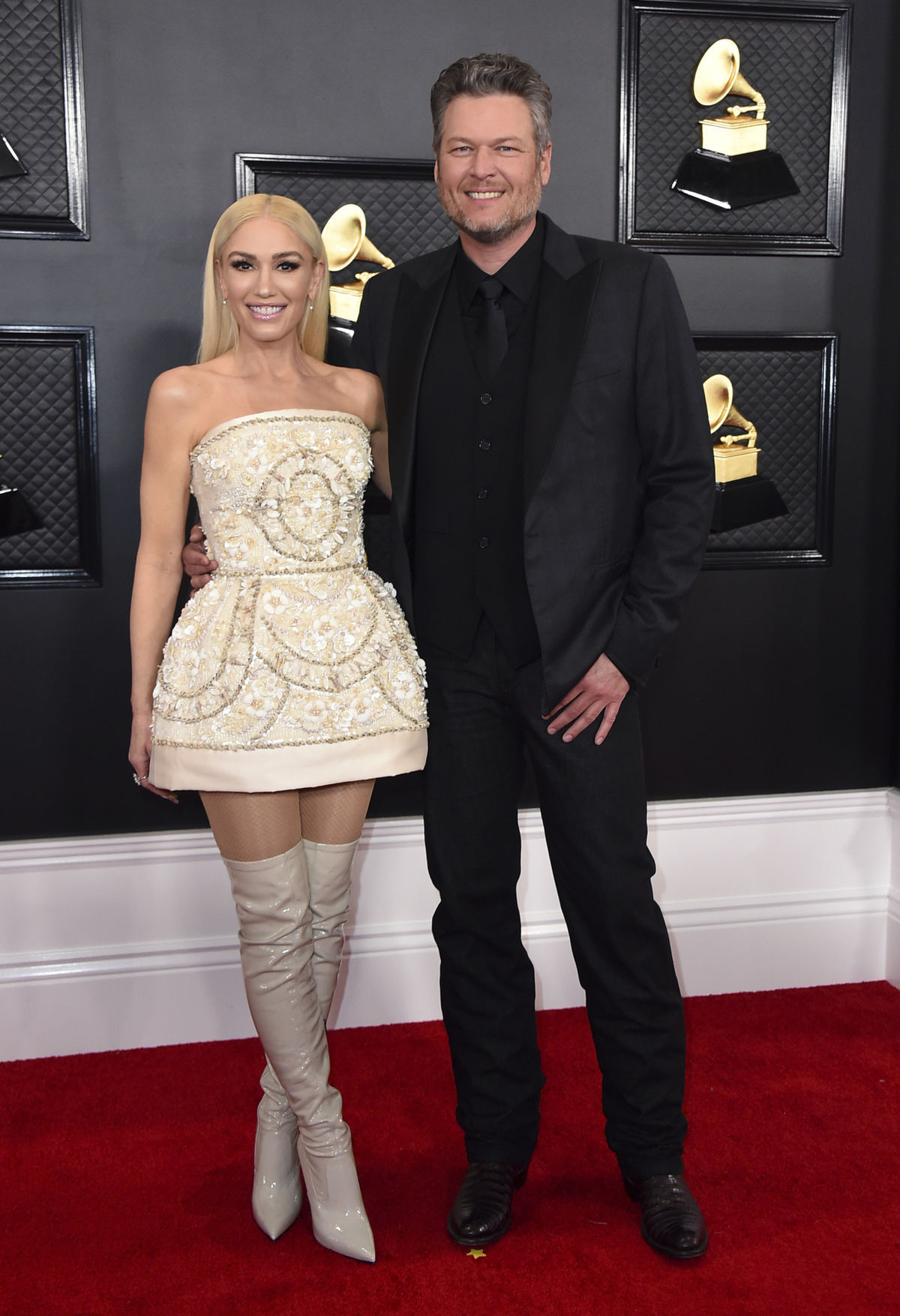 Speváčka Gwen Stefani a jej partner Blake Shelton.