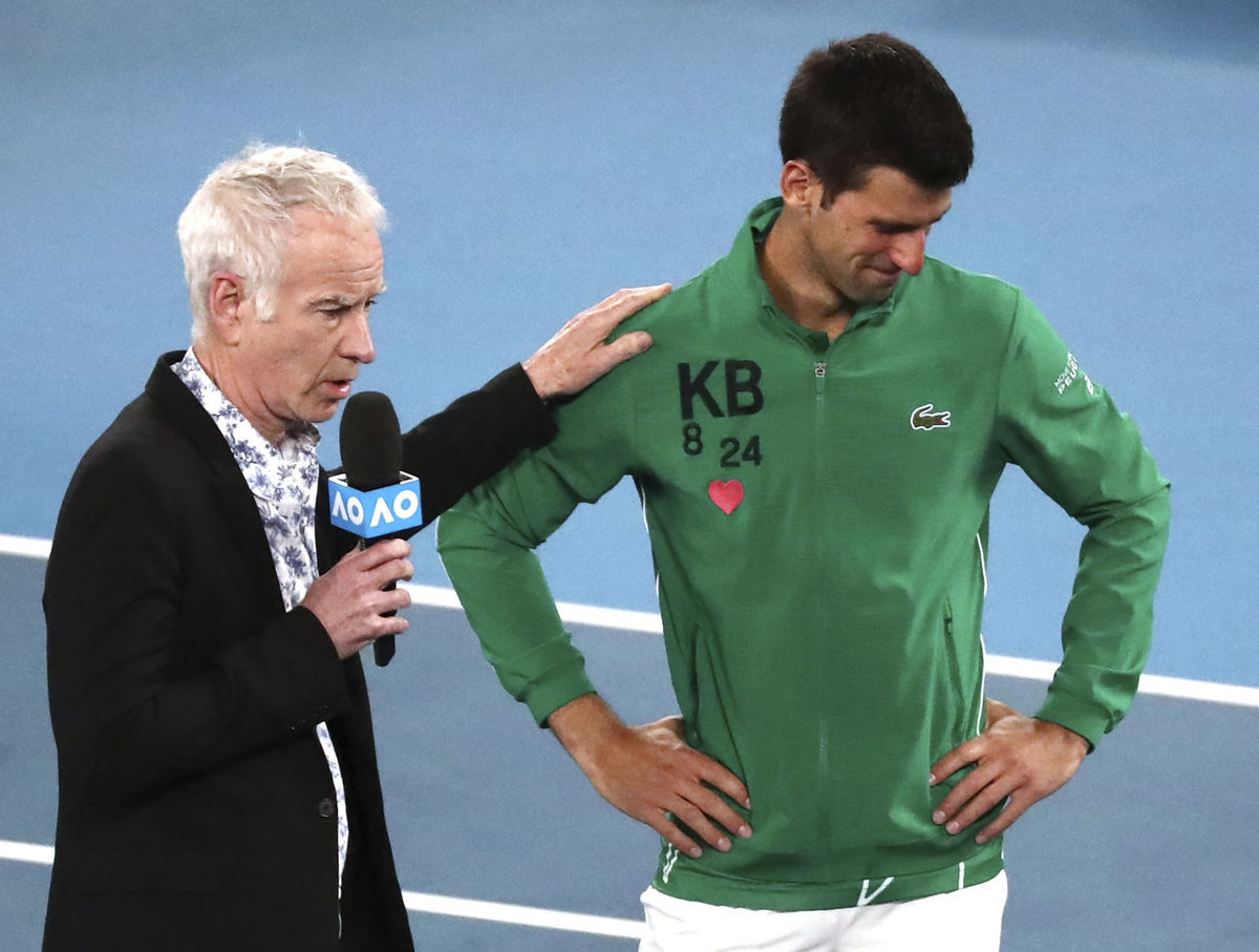 Novak Djokovič pri spomienke na Kobeho Bryanta.