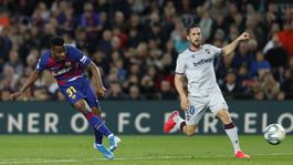 Góly tínedžera priniesli barcelonský triumf, madridské derby rozhodol Benzema 