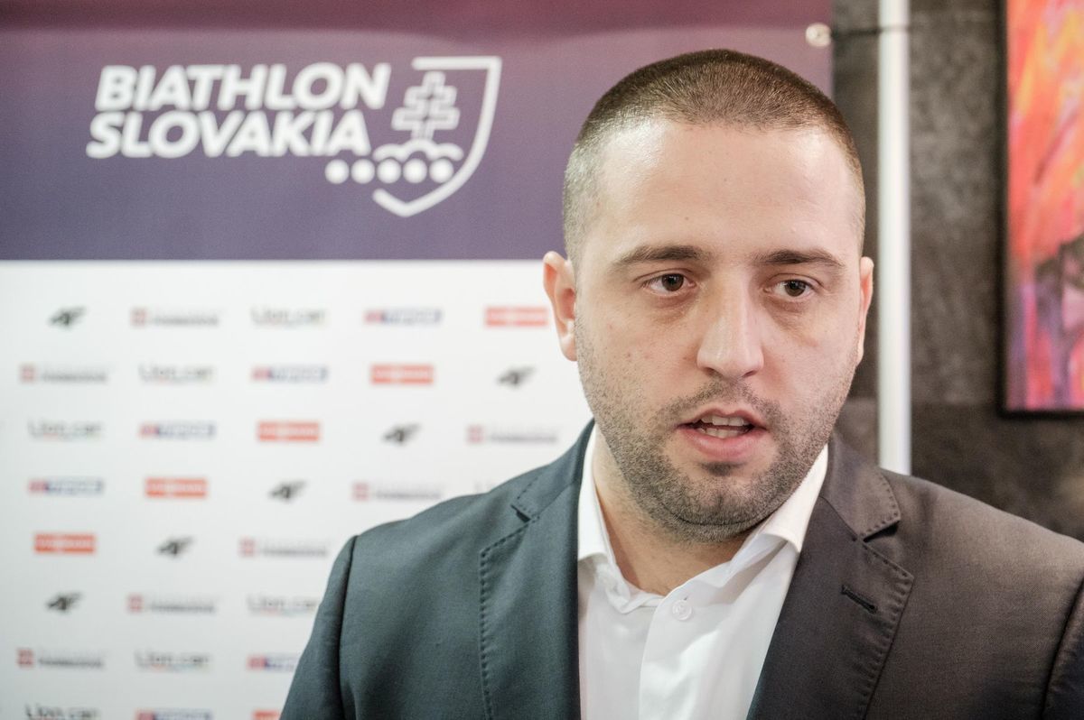 Peter Vozár.