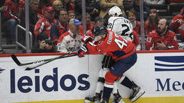 Tvrdý chlebíček v zámorí. Fehérváry rozdal bodyčeky a vracia sa na farmu 