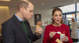 Princ William a jeho manželka Kate navštívili vo Walese aj zmrzlináreň Joe's Ice Cream Parlour.