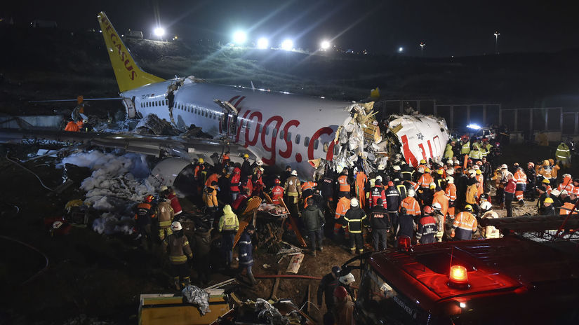 turecko lietadlo boeing nehoda istanbul