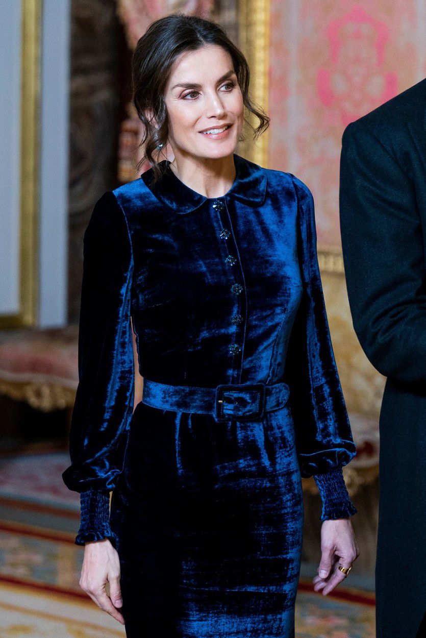 Kráľovná Letizia v šatách návrhára návrhára...
