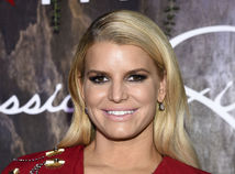 Speváčka, dizajnérka a knižná autorka
Jessica Simpson predstavila v New Yorku svoju novú knihu pod názvom Open
Book.