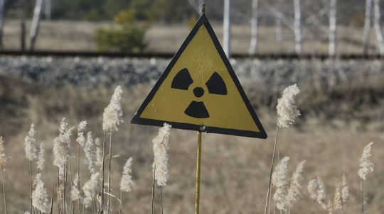 Ruská rozviedka je presvedčená, že Kyjev v Černobyle vyrába špinavú jadrovú bombu