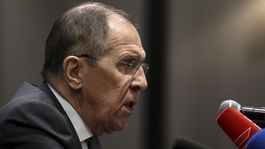 Lavrov: Vzťahy medzi Ruskom a EÚ sa pre kauzu Navaľnyj rýchlo zhoršujú