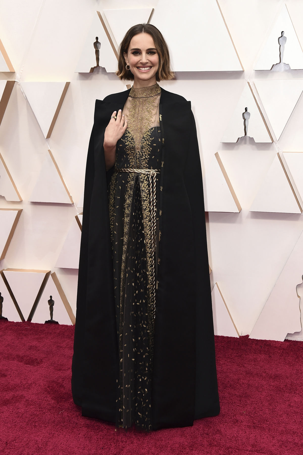 Herečka Natalie Portman v kreácii Christian...