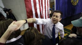 Buttigieg a Klobucharová odstupujú z boja o Biely dom