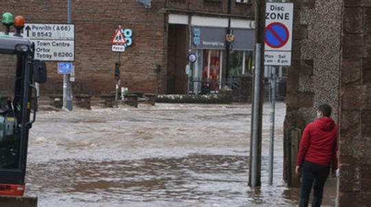 Búrka Chiara - Británia