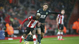 Duda odohral proti Liverpoolu celý zápas, Dúbravka inkasoval štvorku