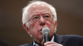 Demokratické primárky v Nevade vyhral Sanders