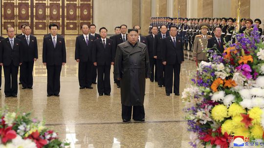 Kim Čong-un sa po dlhom čase objavil na verejnosti