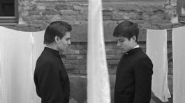 Film Služobníci putuje po svete a získava ocenenia