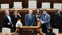 Poslanci z PS/Spolu zostávajú v parlamente do rána. Nerobte cirkus, reagoval Pellegrini