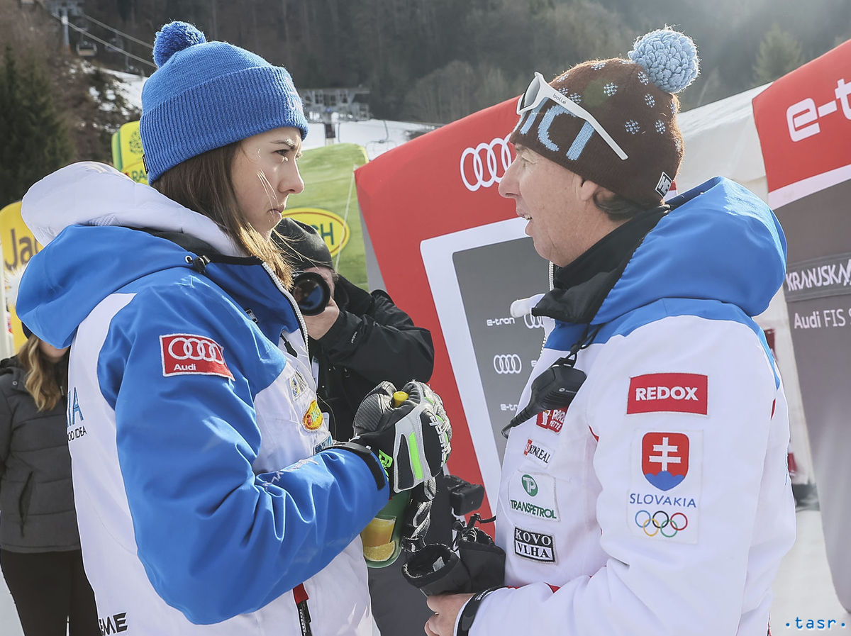 Petra Vlhová s trénerom Liviom Magonim.