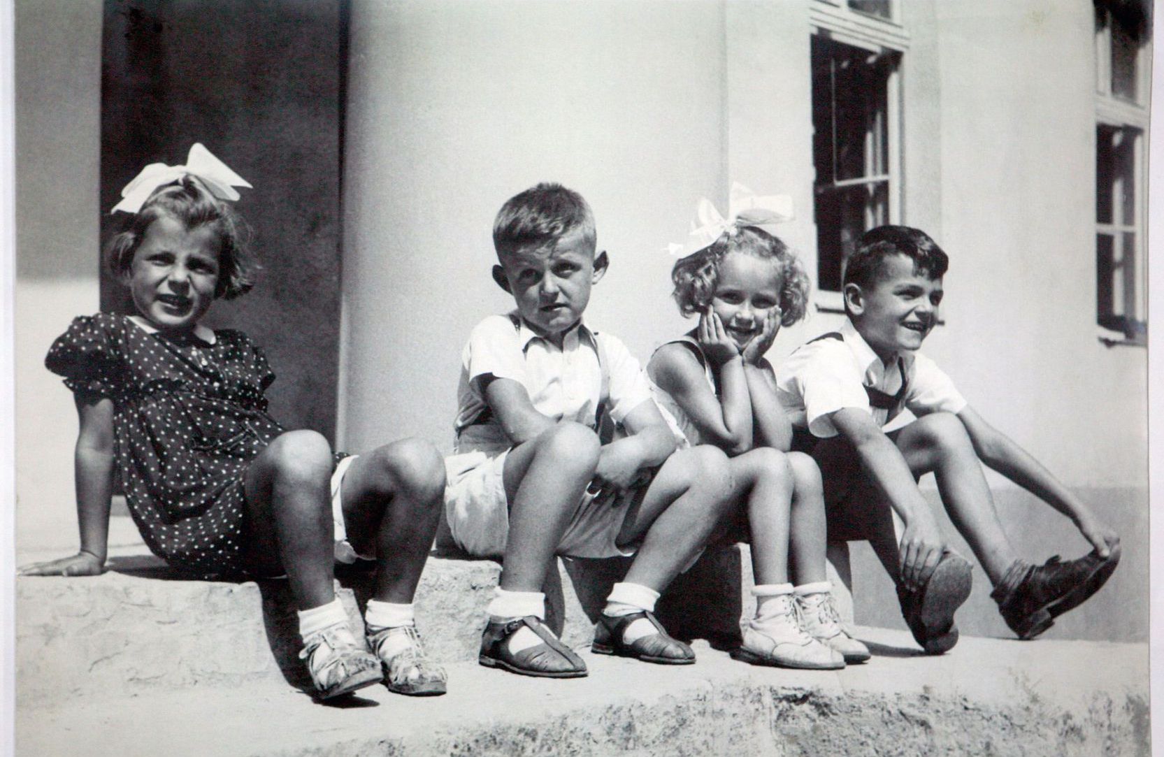 Táto fotografia vznikla okolo roku 1944 na...