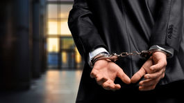 Mužovi, ktorý sa v Česku členom vlády vyhrážal smrťou, hrozia tri roky väzenia