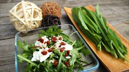 Lahodný a zdravý! Rukolový šalát s medvedím cesnakom