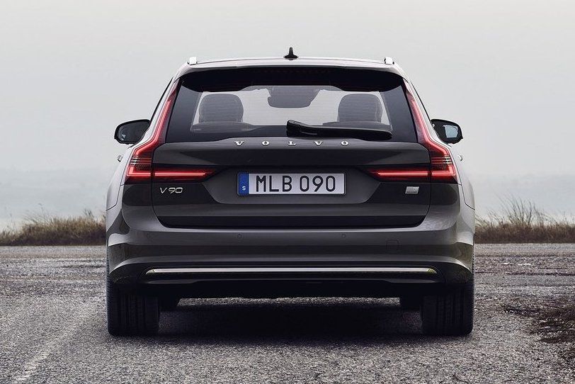 Najväčšou novinkou verzie kombi V90 a V90 Cross...