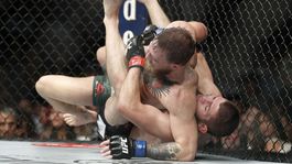 Chránenec McGregor sa vyhýba ťažkým súbojom, tvrdí Chabib. Írovi sa črtá súper